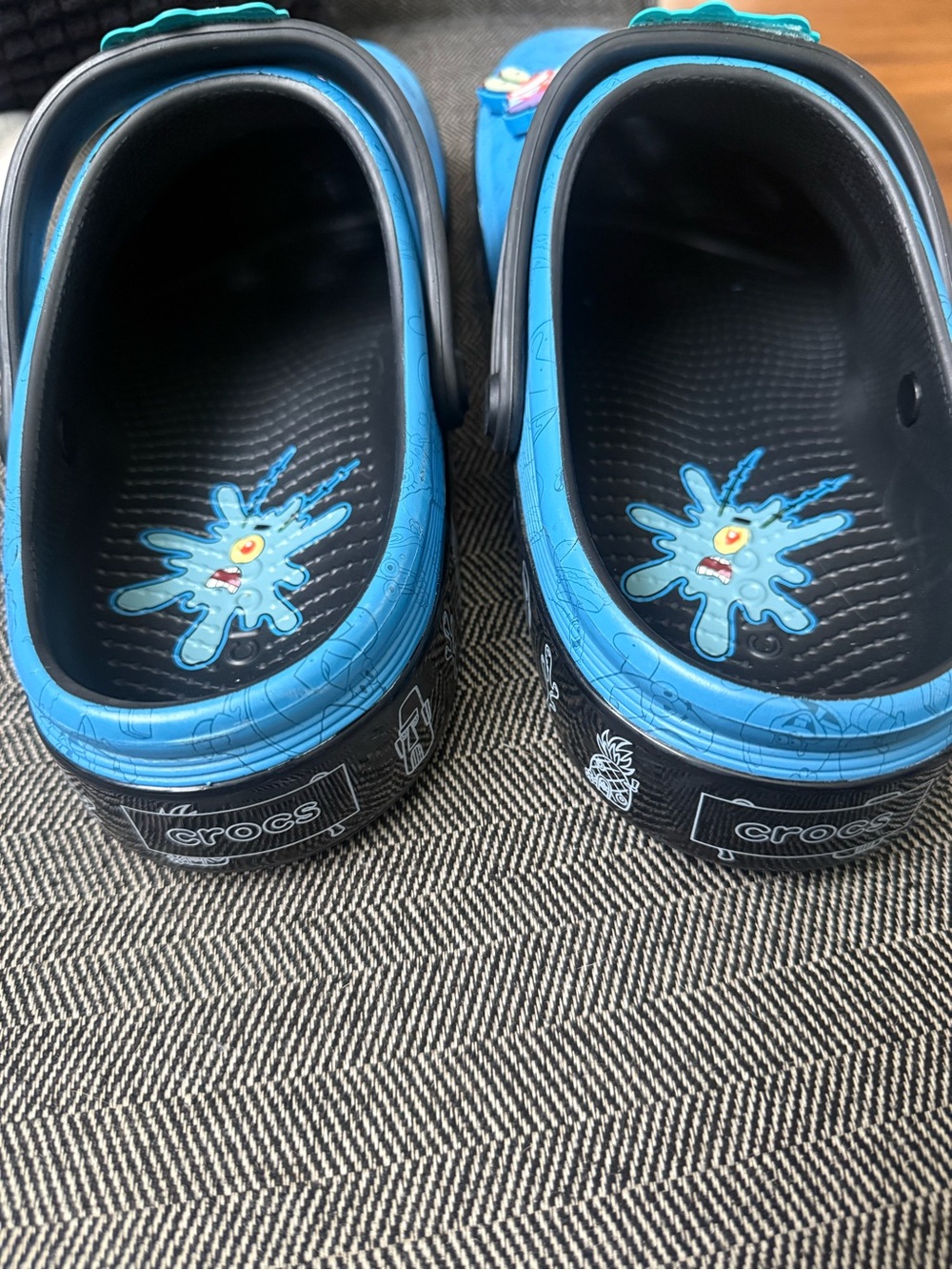 SpongeBob SquarePants Crocs - Picture 2 of 5